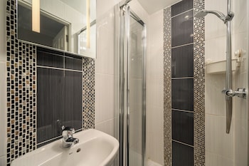 adam drysdale house adults only