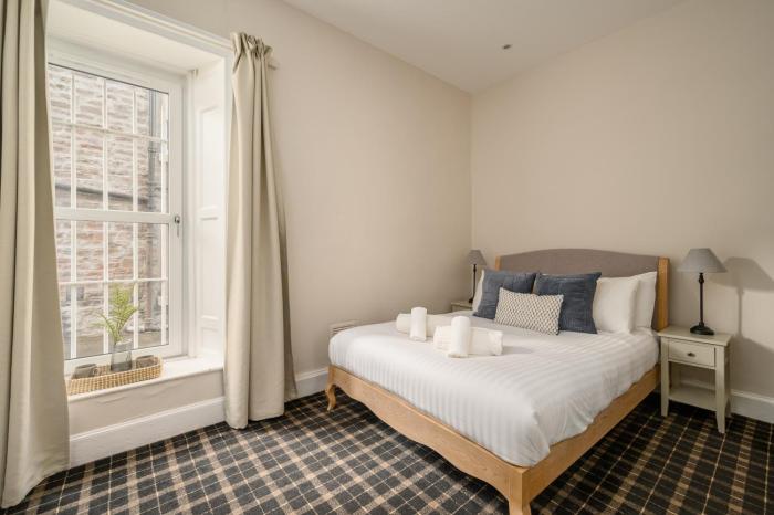 adam drysdale house adults only