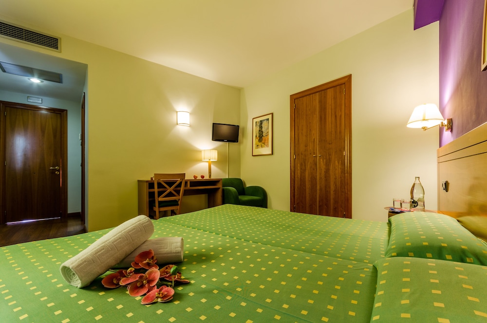 hotel yit conquista de toledo