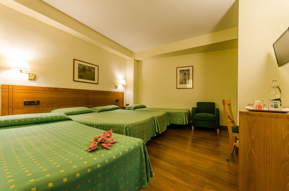 hotel yit conquista de toledo