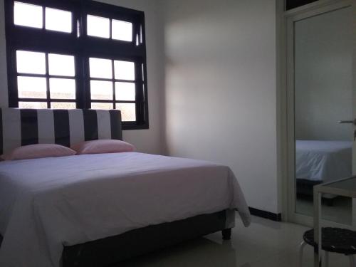 mess inn semarang
