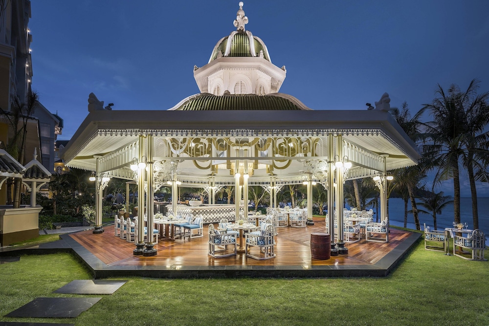 jw marriott phu quoc emerald bay resort and spa