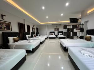 the canal garden resort