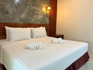 the canal garden resort