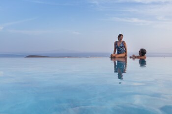 paros