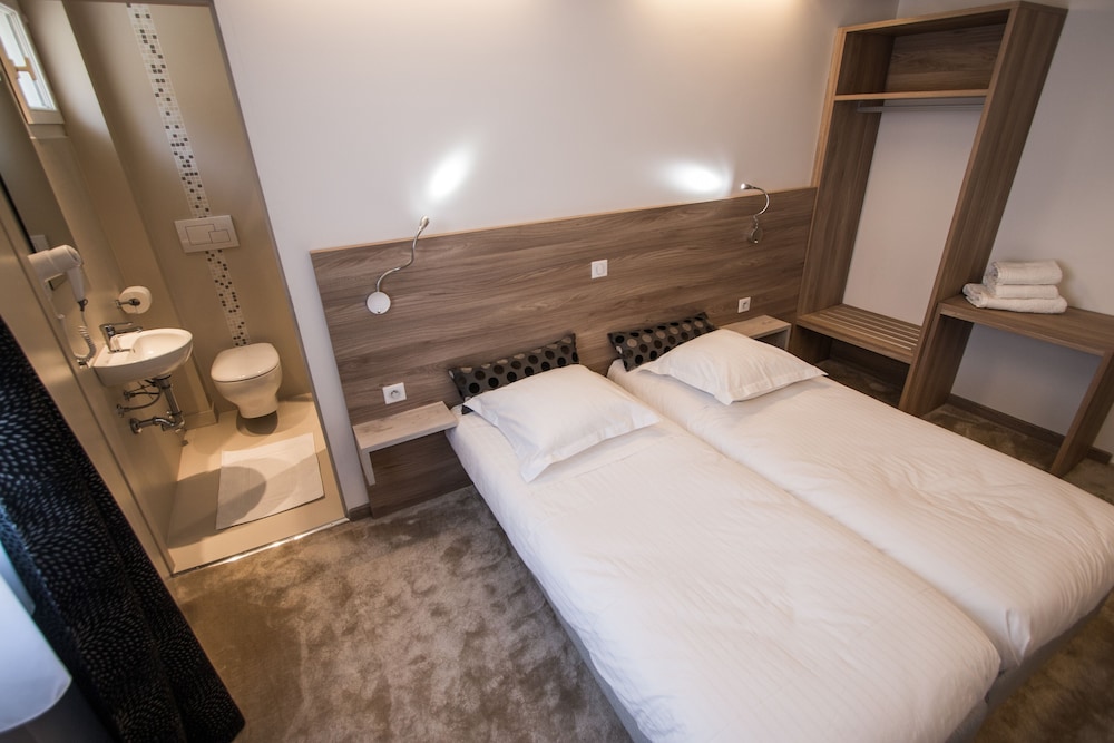 hotel les voyageurs