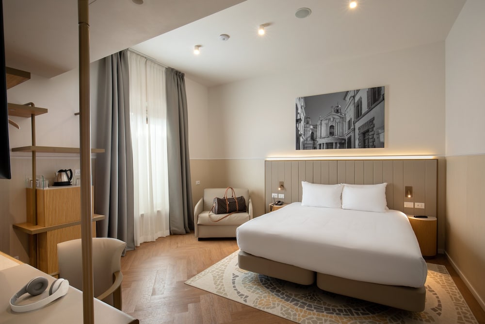 cosmopolita hotel rome tapestry collection by hilton
