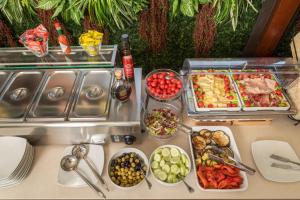 cosmopolita hotel rome tapestry collection by hilton