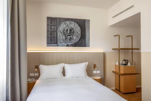 cosmopolita hotel rome tapestry collection by hilton