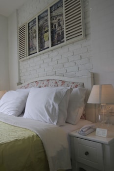 summerbird bed and brasserie