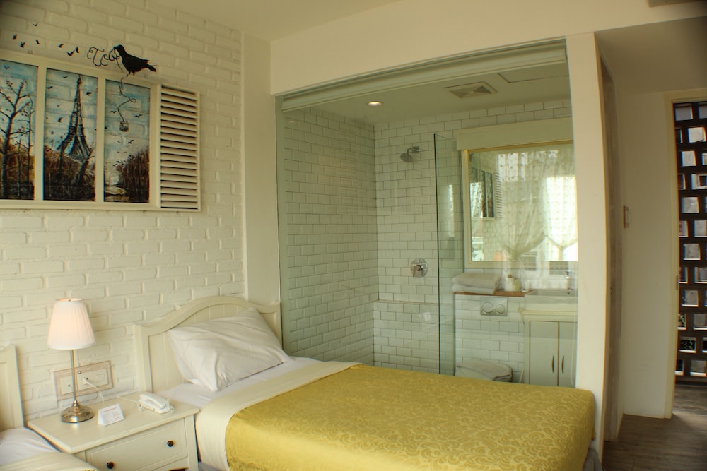 summerbird bed and brasserie