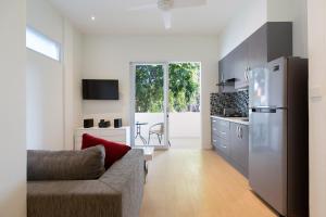 coast boutique apartments