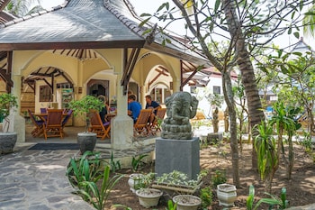 martas hotel gili trawangan