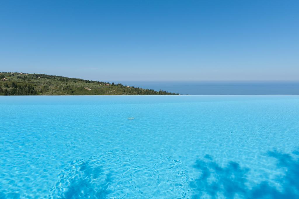 art blue villas