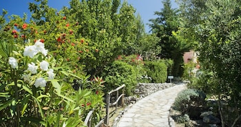 art blue villas