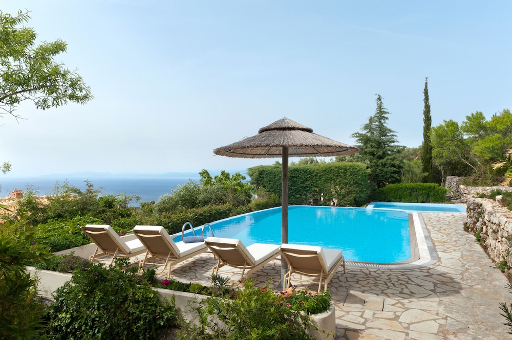 art blue villas
