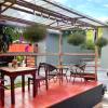 naithon beach mansion