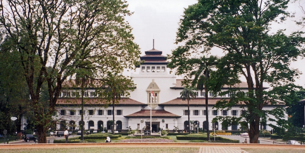 mercure bandung nexa supratman