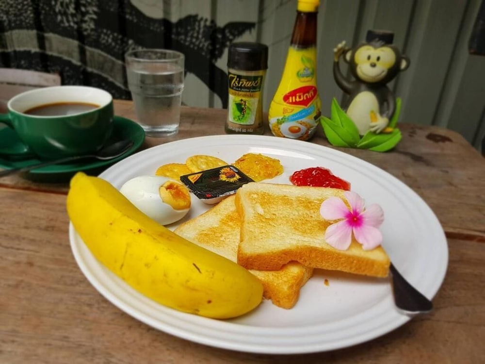 white monkey guesthouse