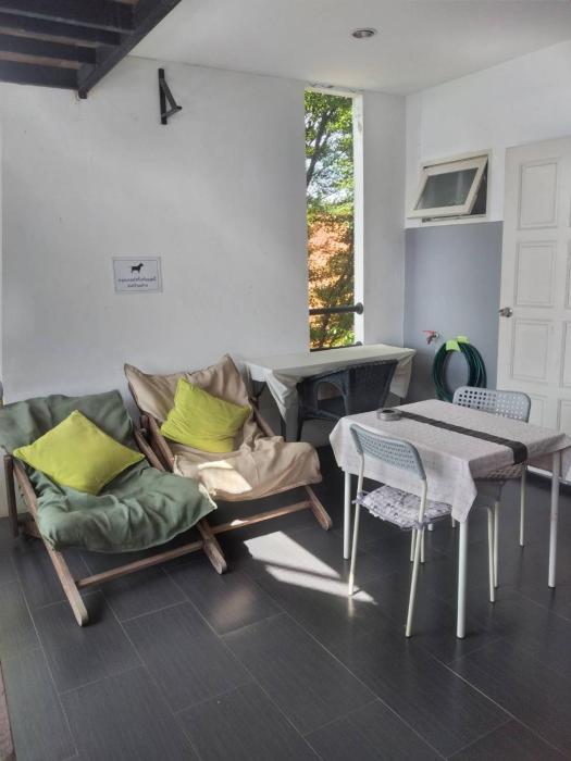 white monkey guesthouse