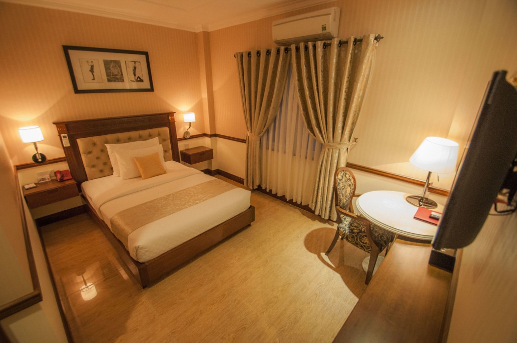 central hotel and residences