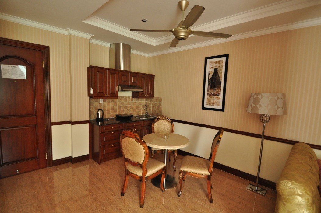 central hotel and residences