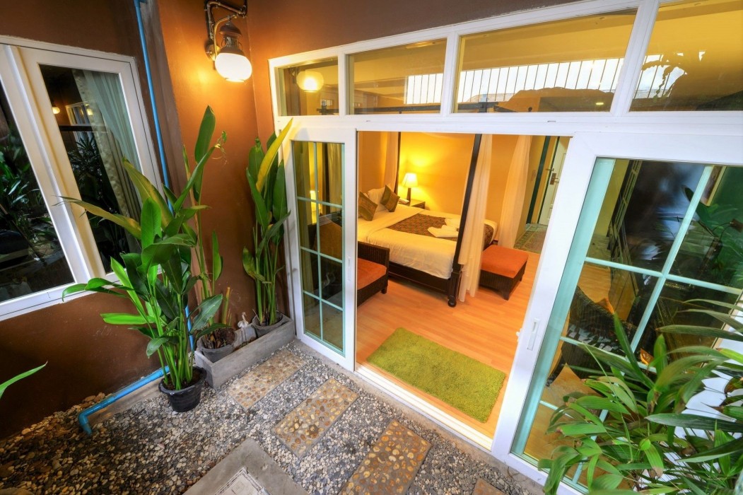 baan phuanda phuket