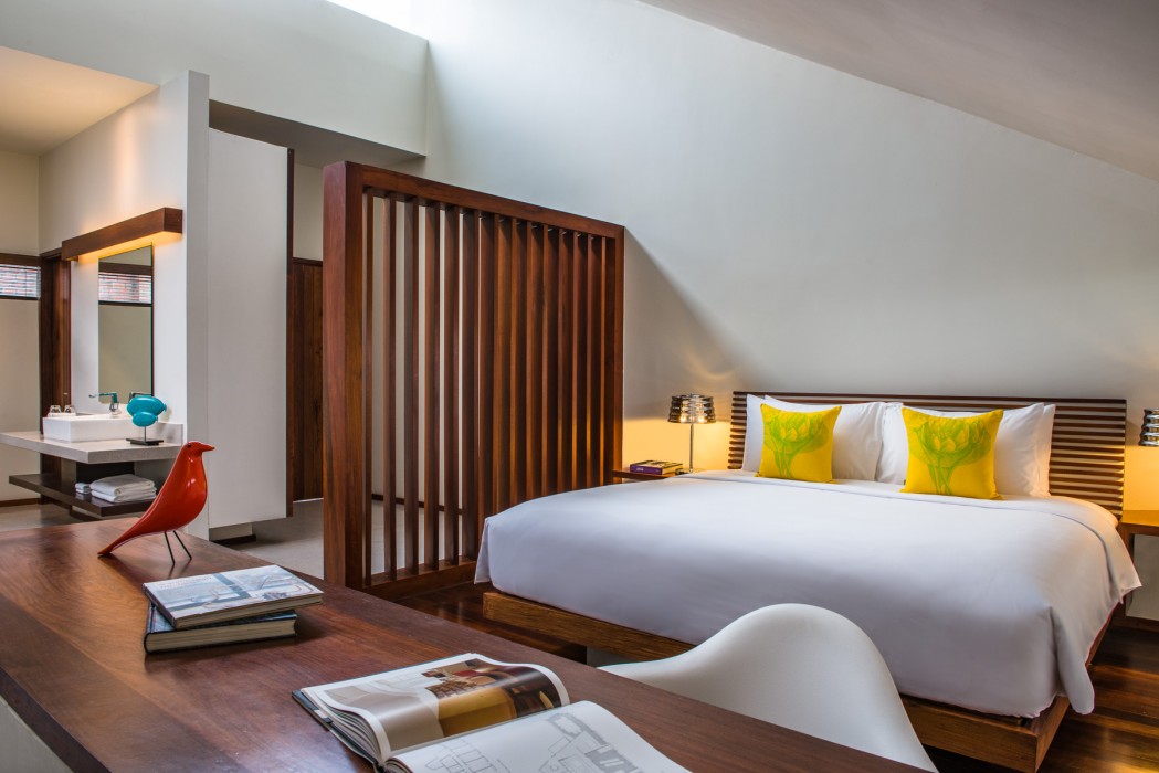 the aviary hotel