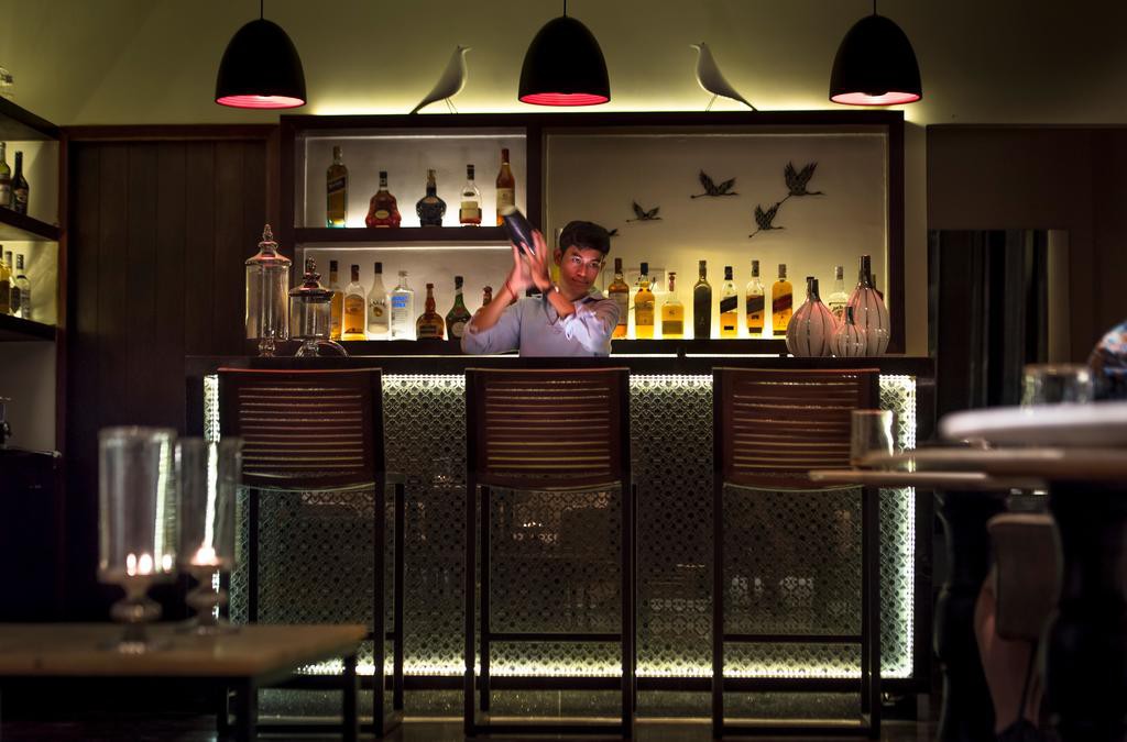 the aviary hotel