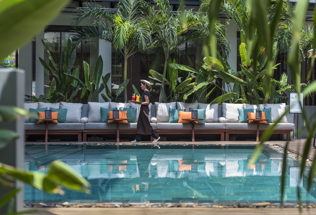 the aviary hotel