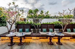 the aviary hotel