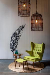 the aviary hotel