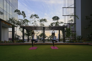 oasia hotel downtown singapore by far east hospitality