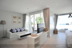 combo beach hotel samui