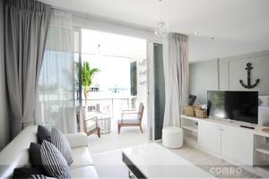 combo beach hotel samui