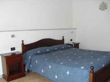 Hotel Del Sole,Liguria>>La Spezia,2 star