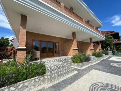 tulamben wreck divers