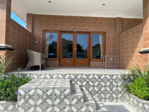 tulamben wreck divers