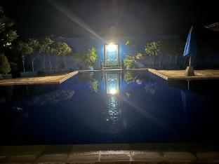 tulamben wreck divers