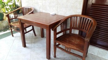 tulamben wreck divers