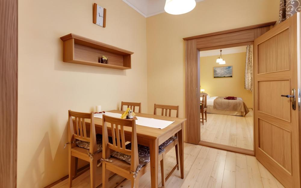 karlova 25 apartments