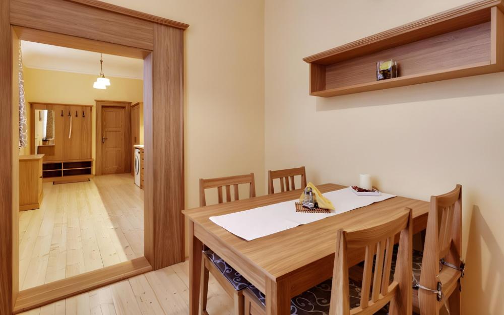 karlova 25 apartments