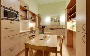 karlova 25 apartments