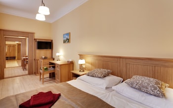 karlova 25 apartments