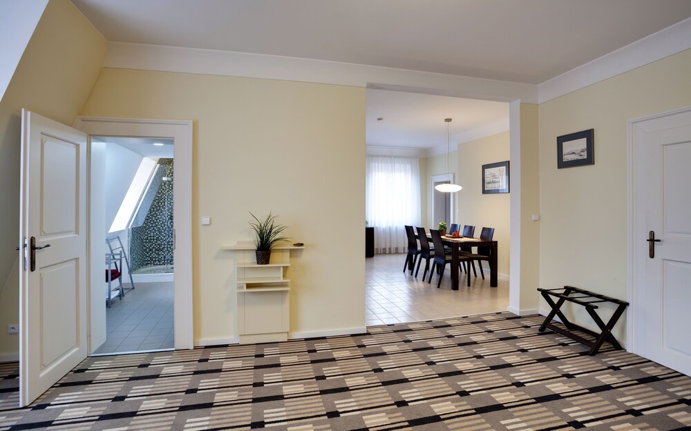karlova 25 apartments