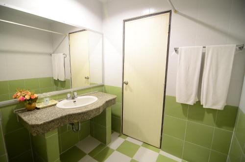 ranong garden hotel