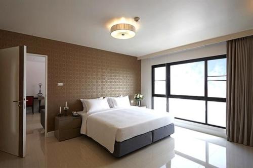 praso ratchada 12 hotel