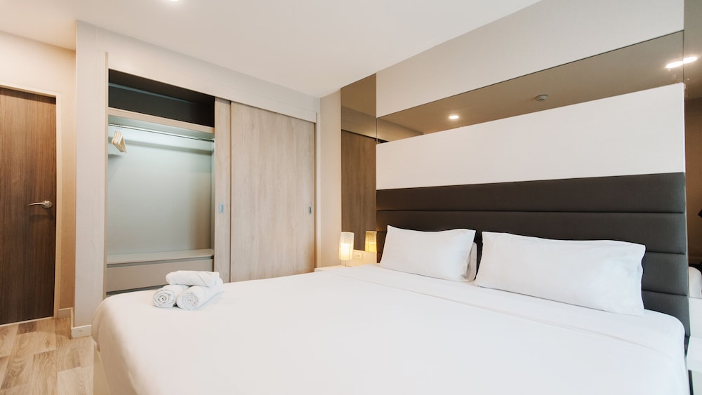 b2 mountain pano residence chiang mai