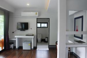 balcony villa koh tao