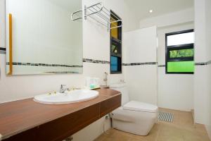 balcony villa koh tao